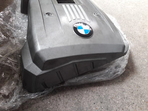 BMW poklopac motora