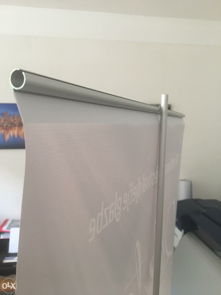 Roll up banner