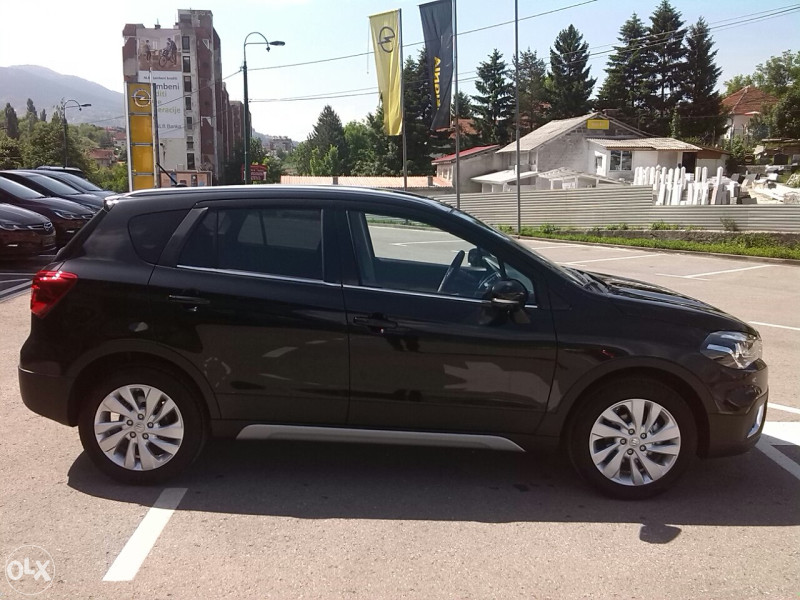 Suzuki S CROSS 1.4BOOSTERJET GL+