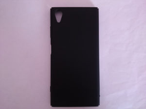 Sony Xperia XA1 Plus plasticna slim maska crna