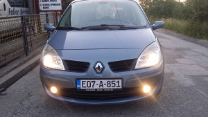 Reno Senic 2007 godina..registrovan