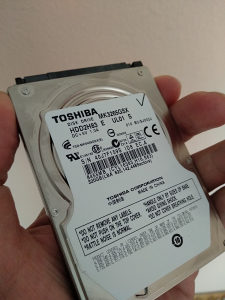 Hard Disk Toshiba 320 GB, 2,5 " za laptop Sata II