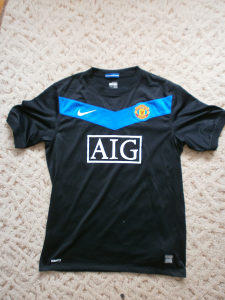 dres Manchester United
