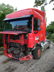 Daf 105/460 u dijelovima
