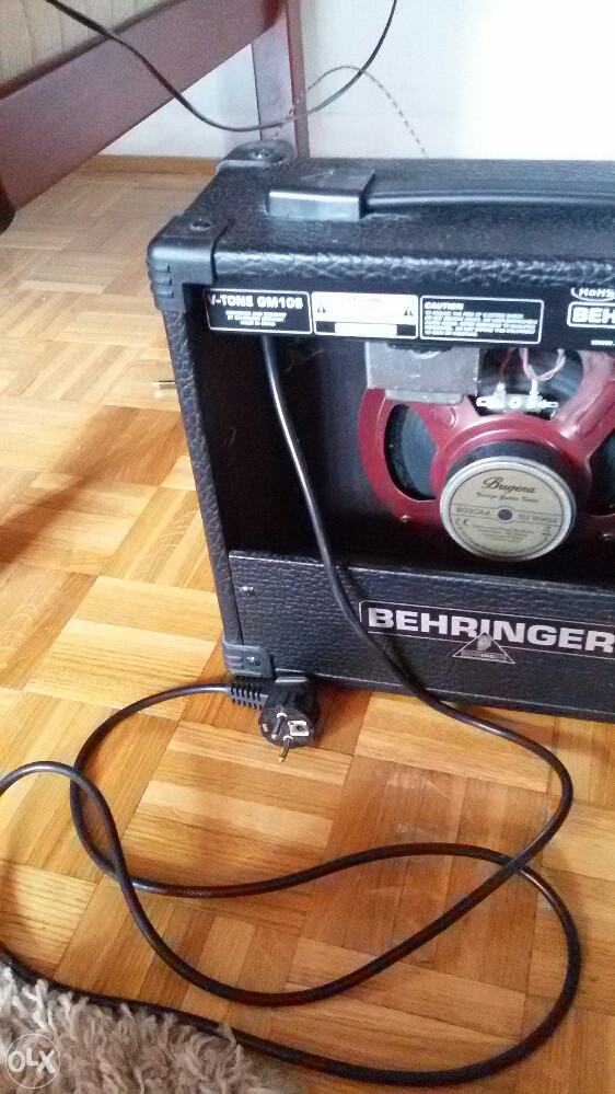 Behringer Pojačalo Za Gitaru