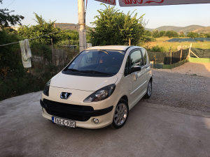 07 Peugeot Pezo 1007 Automatik Automatic 1 6 Benzin Peugeot Automobili Capljina Olx Ba