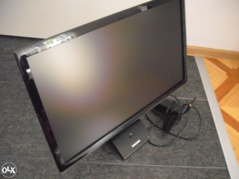 Samsung Central Station CA550 LED Monitor USB 3.0