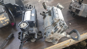 Kompresor jastuka mercedes S w220(ostali dijelovi)