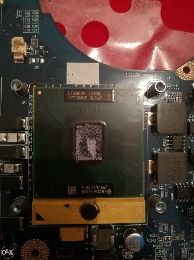 Procesor Intel Core Duo T2400 Procesori