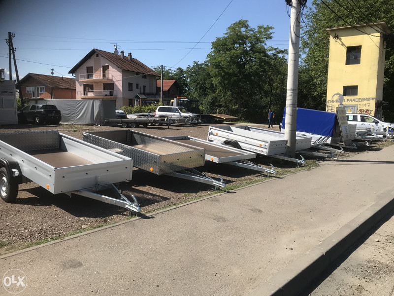 AUTO PRIKOLICA-NOVA
