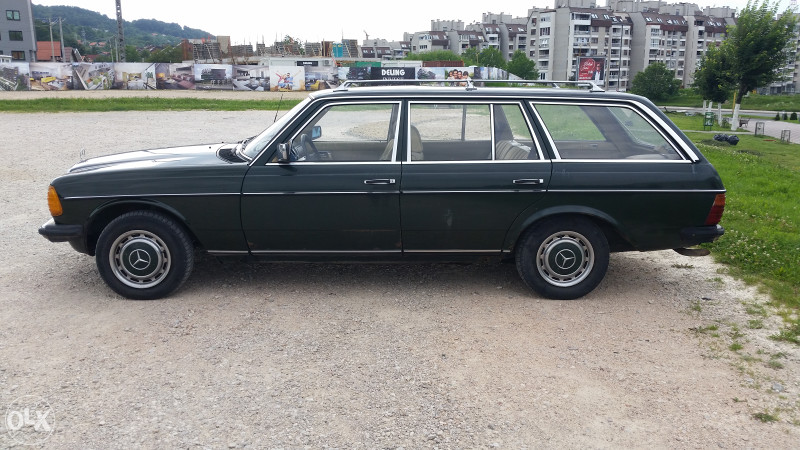 Mercedes W123 240D
