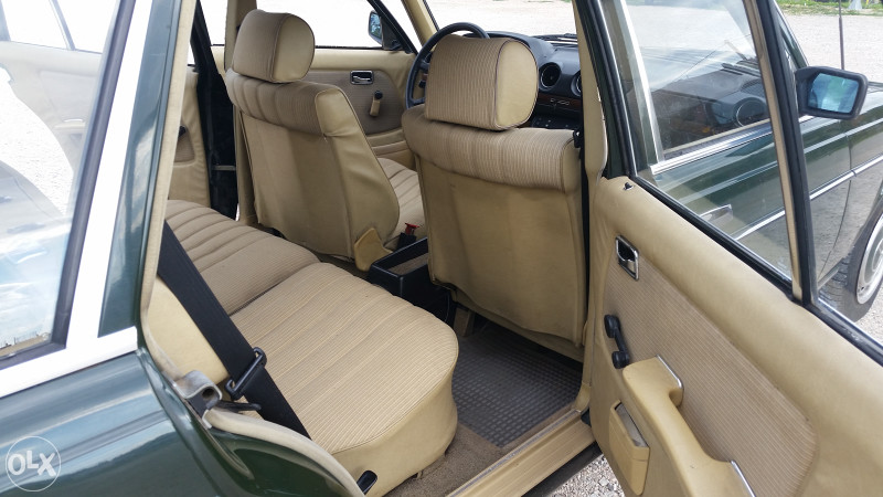 Mercedes W123 240D