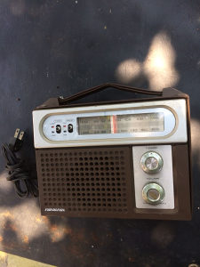 Radio antika 110 v