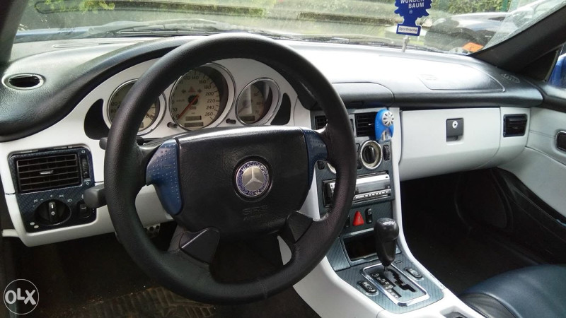 Mercedes-Benz SLK 230