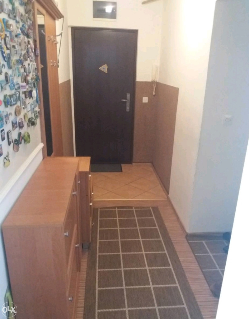 Stan, Dobrinja 1, Trg Zlatnih Ljiljana, 54 m2