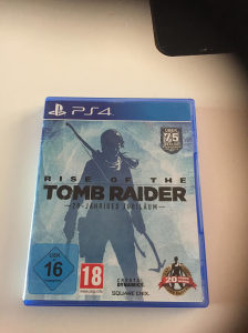 TOMB RAIDER PS4