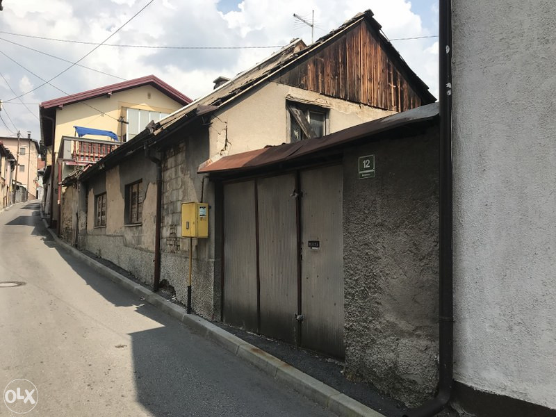 Devastirana kuća u Sarajevu CENTAR Šekerova