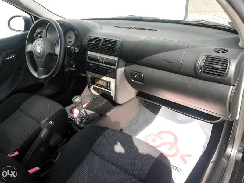 SEAT LEON 1.9 TDI  74KW 2006g.