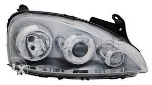 FAR OPEL CORSA C 2003-2006 H7-H7 DESNI