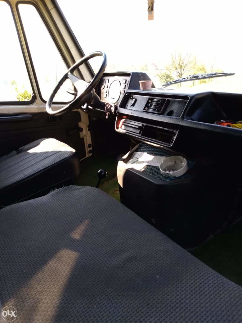 Kombi Mercedes.