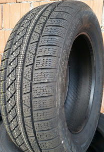 Gume 205/55 19 97H Petlas ExpleroWinter