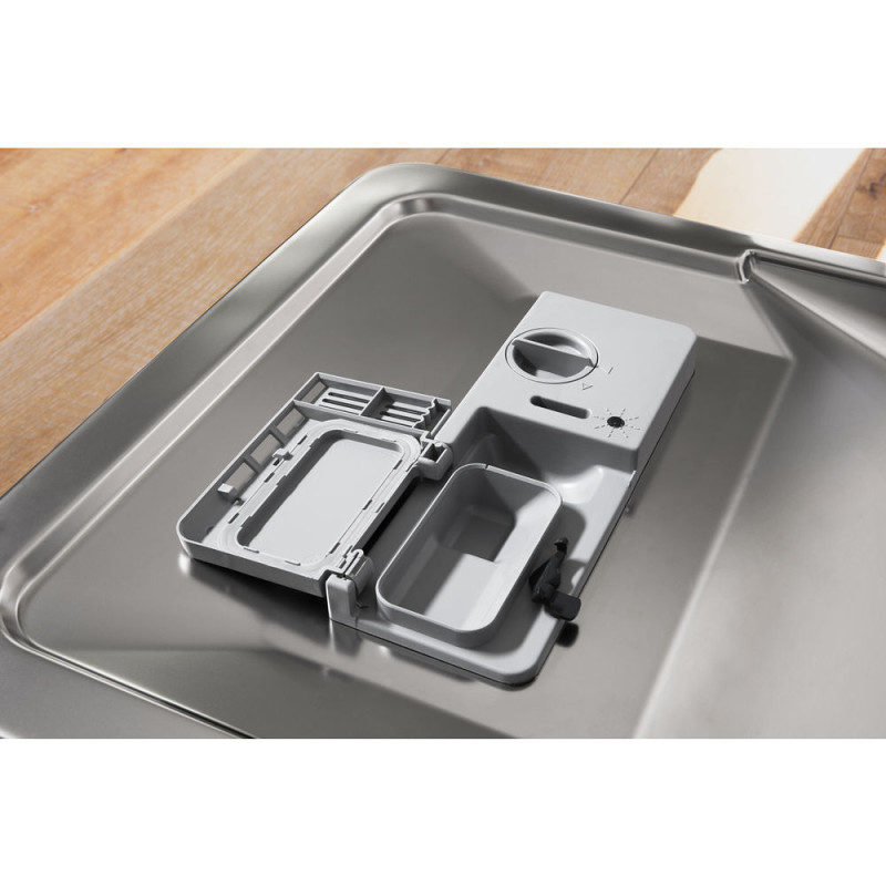 Mašina za suđe INDESIT 10 setova A+ DSR 15B1 S EU