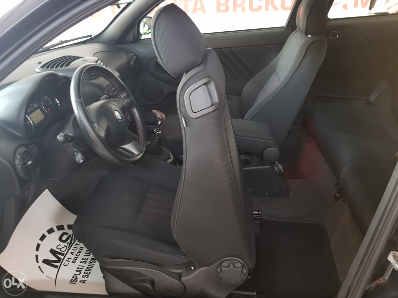 Alfa Romeo 147 1.9 JTD Q2