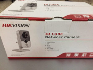 Hikvision IP camera DS-2CD2410F