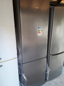 Kombinovani frižider sivi