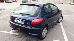 Pezo 206 1.4hdi..klima..2001 god