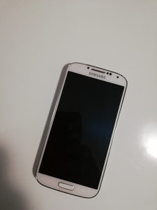 Samsung Galaxy S4 (I9500)