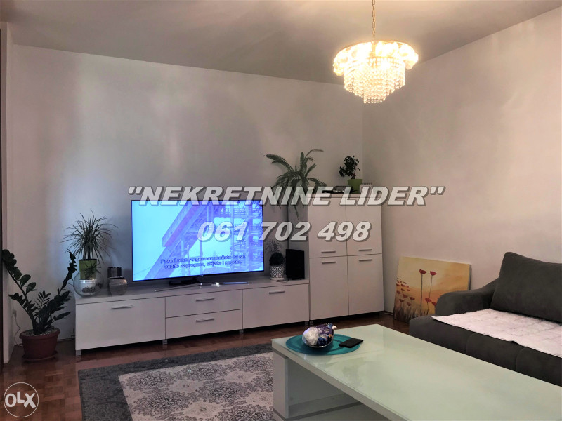 Lijep dvosoban stan 60m2, Slavinovići