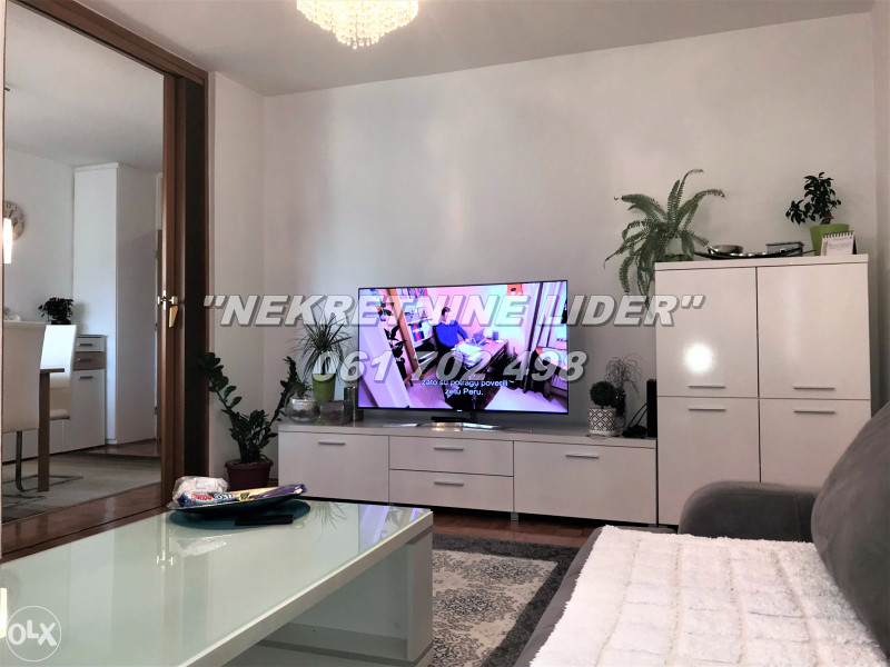 Lijep dvosoban stan 60m2, Slavinovići
