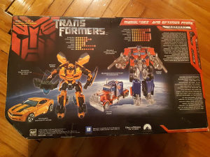 Transformers Optimus & Bumblebee, novo