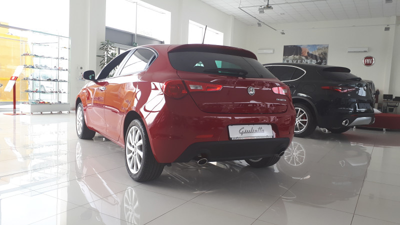 NOVA ALFA ROMEO GIULIETTA  2.0 JTDM 150KS SUPER