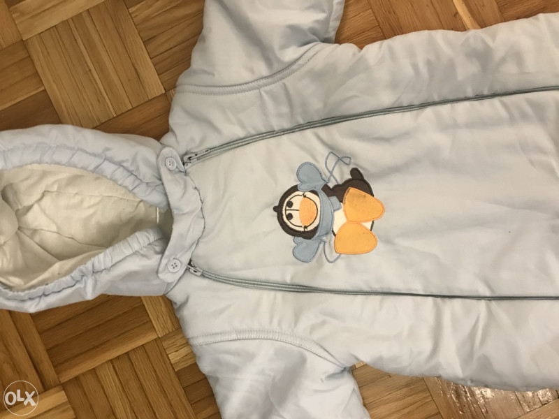 Skafander za bebe 6-9 mjeseci C&A