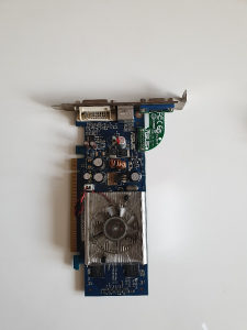 ASUS GeForce 7300 GS, 256 MB DDR2, VGA D-SUB, DVI, S-Vi