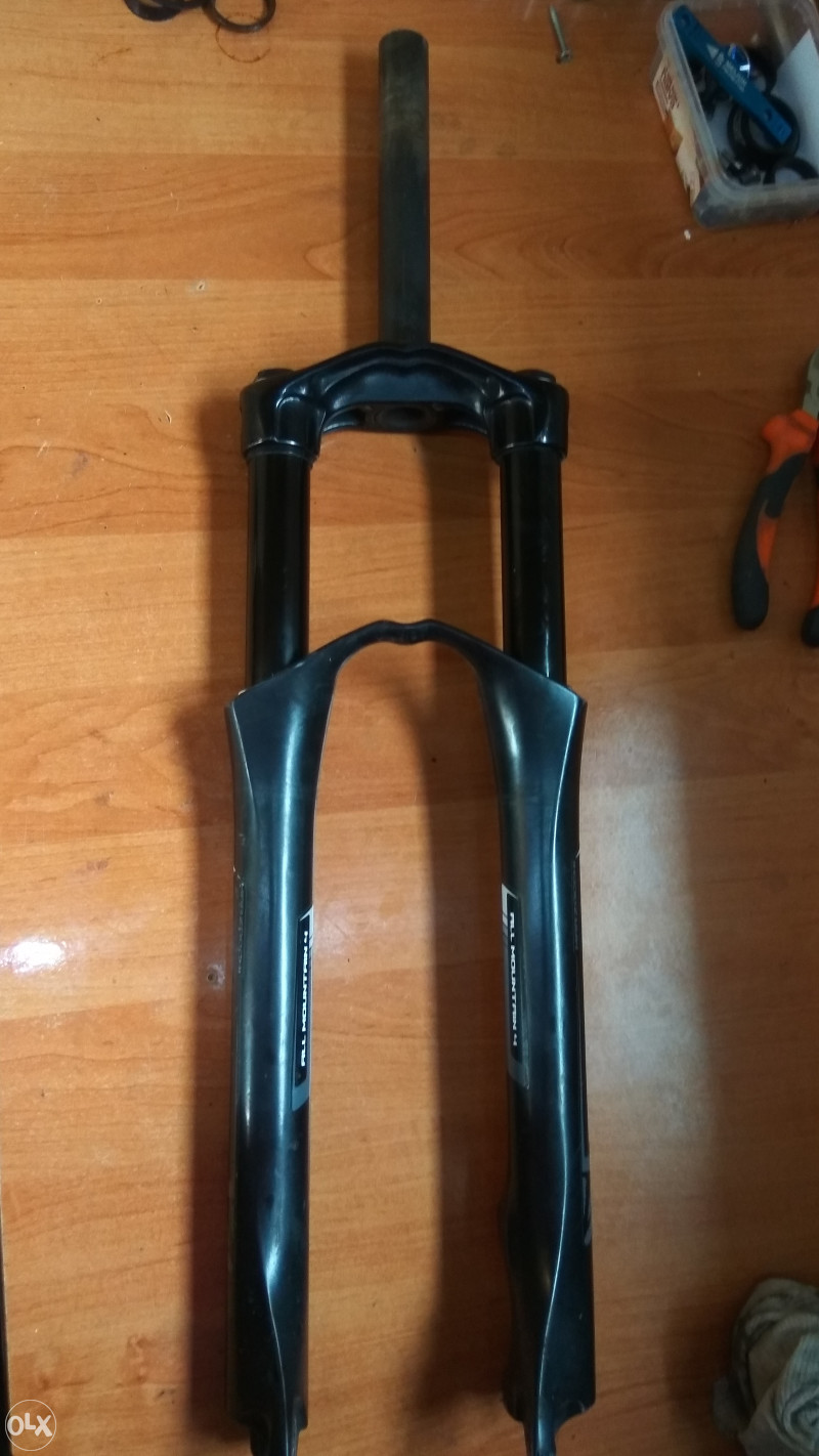 rock shox bomber forks