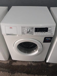 VES MASINA AEG.NOVI MODEL