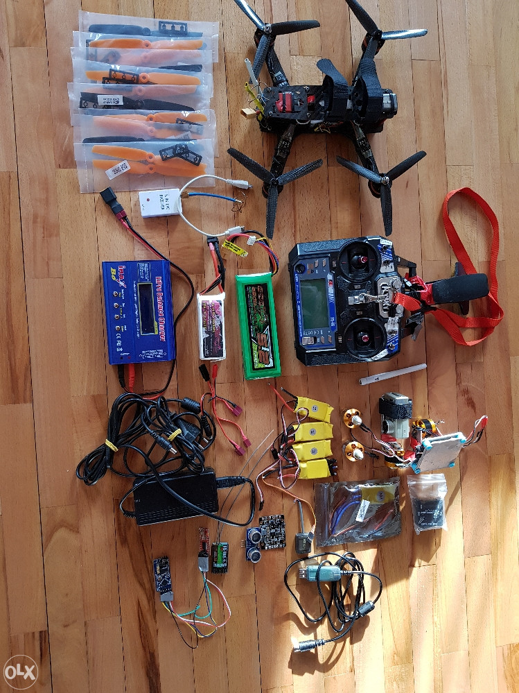 Racing drone - trkači dron