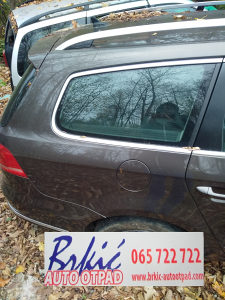 VW PASSAT VII 7 KARAVAN ZADNJI DESNI BLATOBRAN