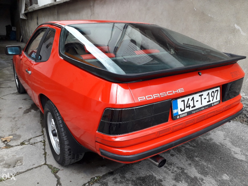 Porsche 924