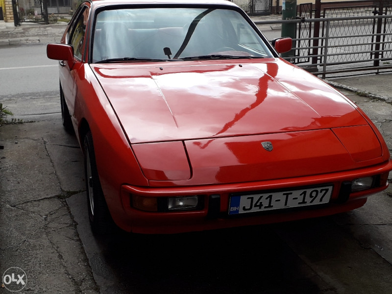 Porsche 924