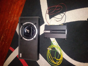Pojacalo i subwoofer sony