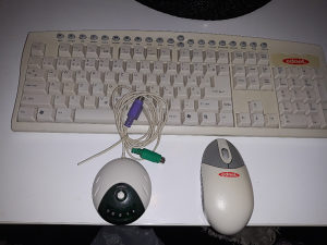 Bežični miš i tastatura